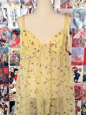 VICTORIA SECRET FLORAL BABYDOLL 💛